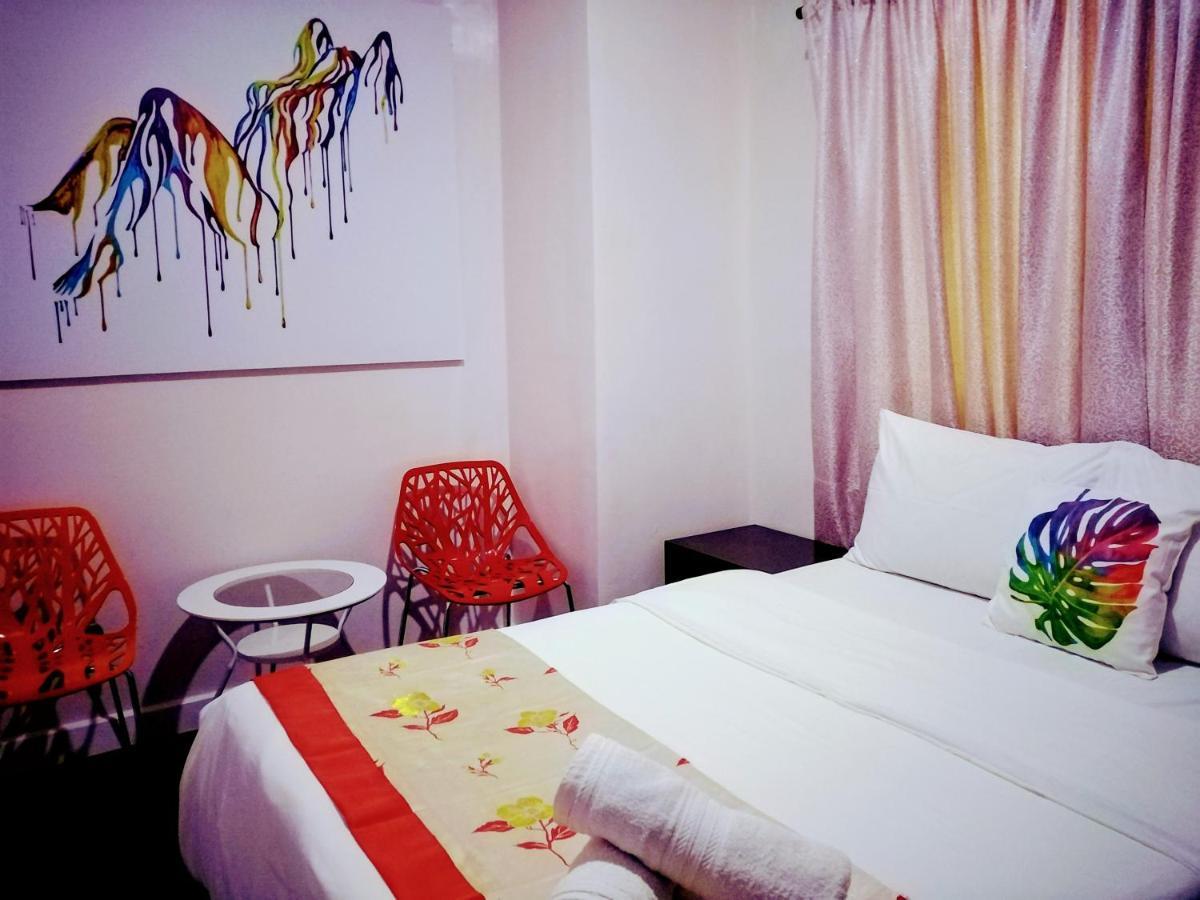 Halfway House Hostel Mactan Cebu Airport Мактан Экстерьер фото
